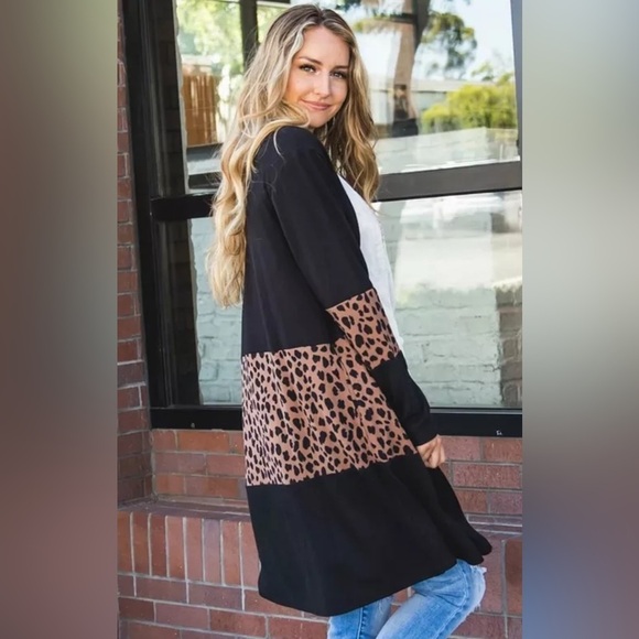 Tickled Teal Medium Leopard Print Colorblock Cardigan - Picture 1 of 7